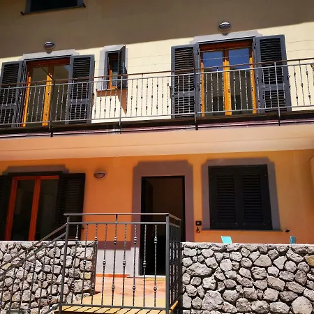 Bomerano Apartments *