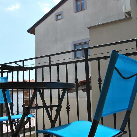 Bomerano Apartments *